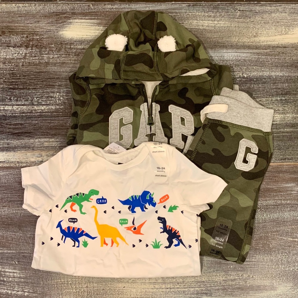 GapKids Camo Outfit Sz 18-24mo